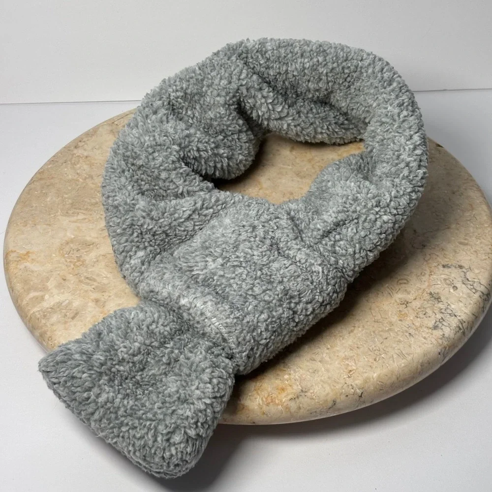 Koolaburra by UGG Gray Sherpa Pet Scarf Dog Accessory Grey‎